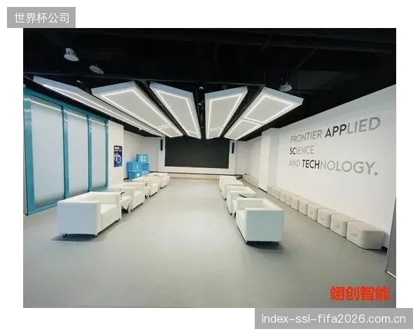 当前的产业扶持政策是否过于偏重冰雪馆的“建设”环节，而忽略了对PLC节能系统升级等“长效运营”环节的激励？